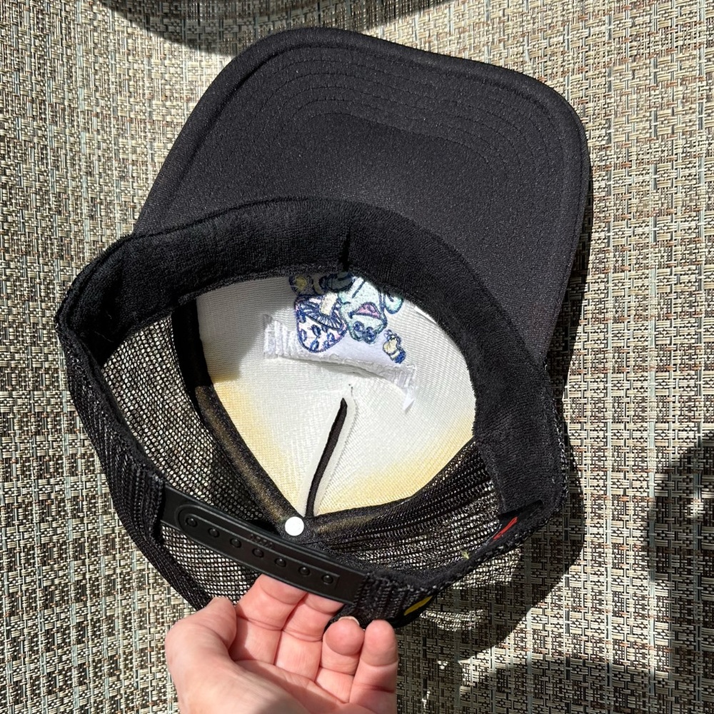 Donut ‘Find Yourself’ Trucker Hat - Picture 5 of 5